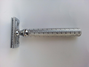 Quality Double Edge Safety <b>Razor</b> With Stainless Steel & brass Double <b>Blade</b> <b>Razor</b> <b>Blades</b> - Product Image 5