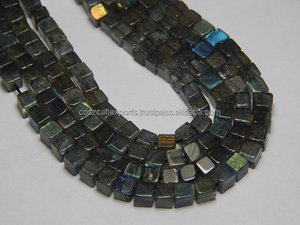 Cuentas Sueltas de Cristal de Labradorita de 4x5 mm Aproximadamente, Otras Formas, Piedras Preciosas de Alta Calidad, Color Azul Brillante, Certificadas por Terceros - Product Image 3