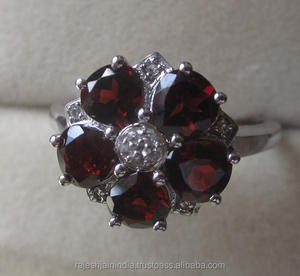 แหวนพลอยบุษราคัมโกเมนชุบโรเดียมสำหรับงานแต่งงานหรือวันครบรอบ - Product Image 1