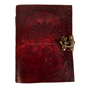 สมุดไดอารี่ปกหนังแท้ลายนูนดีไซน์นกยูงสมุดโน้ตกระดาษคอตตอนงานทำมือสมุดสเก็ตช์หรือไดอารี่ส่วนตัวสำหรับให้เป็นของขวัญ - Product Image 1