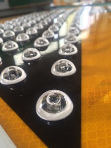 Khả năng hiển thị cao Chevron Thiết kế nhôm năng lượng mặt trời dẫn đường dấu hiệu sản phẩm chiếu sáng ngoài trời cho khả năng hiển thị tối ưu - Product Image 3