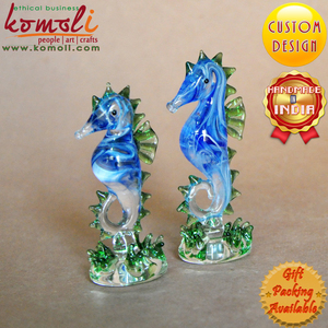 Figura de Caballito de Mar de Cristal Lampwork, Escultura Decorativa Hecha a Mano para el Hogar, la Oficina o el Escritorio - Product Image 2