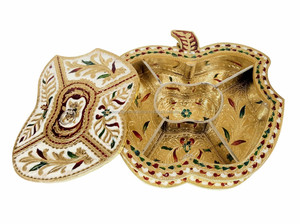 แอปเปิ้ลตกแต่งรูปแฮนด์เมด Meenakari กล่องช็อกโกแลต | กล่องผลไม้แห้ง | กล่องตกแต่งที่ดีที่สุดในราคาที่ดี - Product Image 3