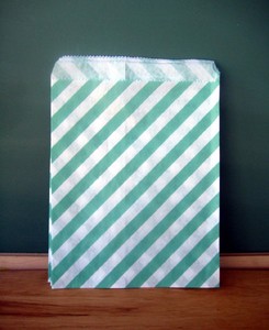 ถุงกระดาษลายสำหรับเค้กขนมอบและลูกอม - Product Image 4