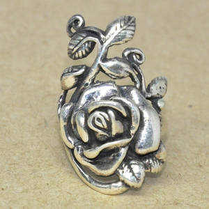 Anillo de plata simple de moda con diseño de flores Joyería fina elegante para niñas - Product Image 1