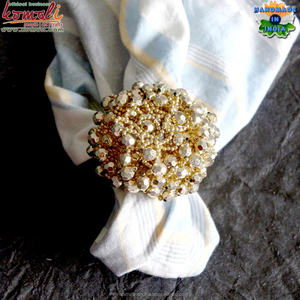 แหวนผ้าเช็ดปากลูกปัดทองทำด้วยมือที่สวยงามพร้อมลูกปัดแก้วประกายทำให้การตั้งค่าโต๊ะดูหรูหรา - Product Image 2