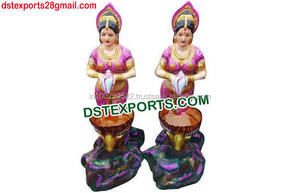 Statue de dame Rajasthani, décoration en Fiber, pour l'entrée de mariage - Product Image 3