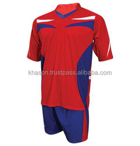 Último Diseño, Uniforme de Fútbol de Club Personalizado de Calidad Tailandesa, Camiseta de Fútbol 100% Poliéster, Impresión por Transferencia de Calor, Ligero - Product Image 1