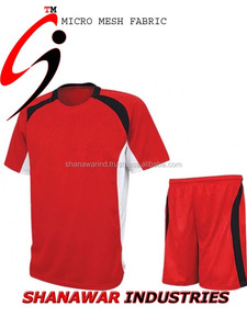 เสื้อฟุตบอลพิมพ์ลายด้วยสีและการออกแบบที่กำหนดเองบริการ OEM สำหรับทีมผู้เล่นมืออาชีพของผู้ชายและผู้ใหญ่ - Product Image 4