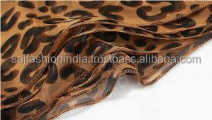 Bufanda hecha a mano personalizada musulmana sólida gasa Hijabs chales largos sombreros venta al por mayor de alta calidad bufandas de mujer - Product Image 3