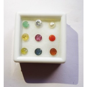 Real 4ミリメートルNatural 9 Gemstones <span class=keywords><strong>Navratna</strong></span> Ruby Emerald Pearl Coral Sapphire-