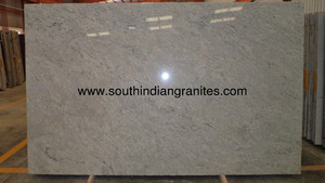 Nouvelles dalles de granit blanc impérial, surface en pierre naturelle de qualité supérieure pour comptoirs de cuisine et applications architecturales - Product Image 5