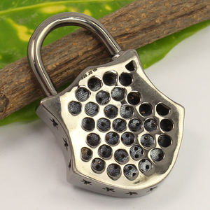 Nouveau pendentif fin avec charme de serrure traditionnel, pierre précieuse spinelle noire naturelle, argent sterling massif 925 pur, bijoux à la mode - Product Image 2