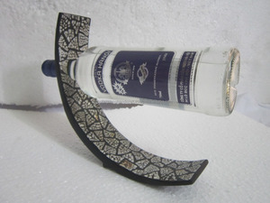 Wine holder with eggshell/ mother of pearl inlaid outside - Product Image 1