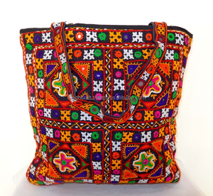 Bolso de Hombro Bordado con Elefantes de Gujarat para Mujer, Nuevo Estilo, Bolso Indio de Kutch, Opción de Compra al por Mayor Disponible - Product Image 5