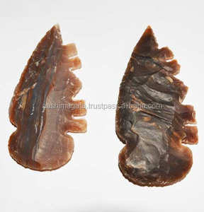 Fantaisie Feng Shui pointes de flèches artisanat en cristal fait à la main avec matériel d'agate pierres naturelles mascotte de chasse à vendre - Product Image 1