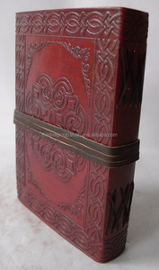 Journal d'écriture personnel en cuir gaufré vintage avec fermeture à sangle, élégant cahier de couverture en cuir de style vintage - Product Image 4