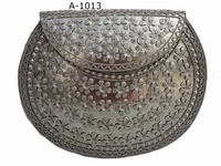Sac à main pochette vintage fait main en laiton indien A1011, motif mosaïque corail, capacité 1-1,9 L, doublure acrylique, à rabat – Nouveauté très prisée