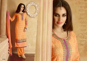 Traje Anarkali Punjabi para Mujer, para Bodas y Fiestas, Material de Algodón y Lino Pesado, Listo para Usar, Hecho en Delhi - Product Image 4