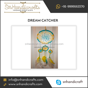 Elimina tus malditos recuerdos nocturnos colgando un elegante atrapasueños decorativo sobre tu cama. Creaciones hechas a mano. - Product Image 1