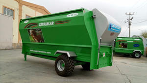 NOUVEAU CHARIOT MÉLANGEUR À FOURRAGE DE 16 m³ À TROMPE HORIZONTALE, DURÉE DE MALMÉNÉNEMENT DE 20 MINUTES, FACILE À UTILISER - Product Image 4