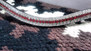 Banda de cejas para montar a caballo de lujo de 5 filas Esquema de color rojo cristalino de alta calidad de cuero genuino Pop Snap Button Loop Chain Girth - Product Image 3