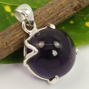 Pendentif en améthyste violette serti à griffes, petit, en argent sterling massif 925, bijoux en argent sterling massif, améthyste naturelle, pierre précieuse cabochon, bijoux fins - Product Image 1