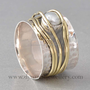 Vente en gros de bagues unisexes en perles martelées en argent sterling finition brillante bijoux polonais pour fête de mariage anniversaire - Product Image 1