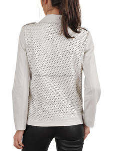 Veste en cuir blanc de qualité supérieure pour femme Vêtements d'hiver élégants, chauds, élégants et durables pour les amateurs de mode - Product Image 3