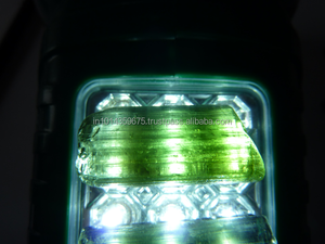 
 
 
 Pierres précieuses brutes de tourmaline verte naturelle de qualité supérieure, taillées à l'échancrure |   Origine indienne |   Approvisionnement en gros |   Naturel non traité - Product Image 5