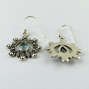 Pendientes con Dije de Topacio Azul Cielo, Plata de Ley 925, Hechos a Mano, Diseño Floral Bohemio Cristiano, Regalo para Boda, Compromiso, Fiesta - Product Image 5