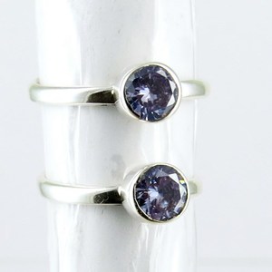 Bague de pied Shri Ashapura Jewels Love Charm en argent sterling 925 avec pierre précieuse CZ violette, sertie clos, style bohème, bijoux de fiançailles - Product Image 5