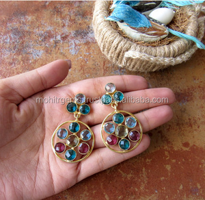 ต่างหูแบบติดหู ชุบทอง ปราศจากนิกเกิล สวยงาม ประดับด้วยควอตซ์หลากสีสัน ทรงเหลี่ยมเล็ก เหมาะสำหรับทุกเพศ ใช้เป็นของขวัญในงานปาร์ตี้ งานแต่งงาน งานหมั้น - Product Image 1