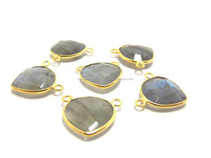 Magnifique pierre précieuse naturelle de labradorite, argent sterling 925 plaqué or 18 carats, connecteur en forme de cœur facetté, fait main, 12 mm - Product Image 4