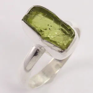 Creative Wholesale Price 925 Solid Sterling Silver Ring Size US 8 Natural Green PERIDOT Raw Fancy Bezel Religious Gemstone