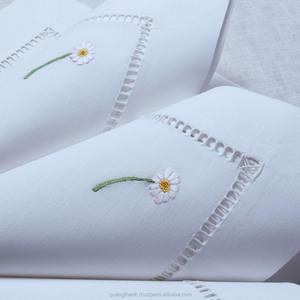 Nappe carré brodé à la main, nappe de table, orange, en point de bords, nouvelle collection - Product Image 2