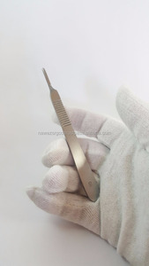 Poignée chirurgicale jetable BP poignée Scalpel poignée No-3 Instruments chirurgicaux à usage unique - Product Image 4