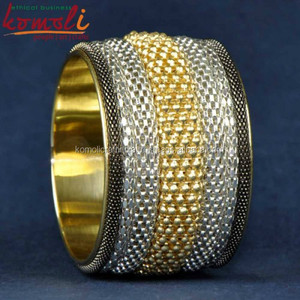 Perhiasan Gelang Kuningan Perhiasan Buatan Tangan India Mode Buatan Tangan