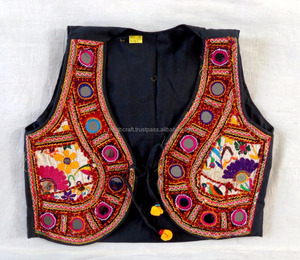 เสื้อแจ็กเก็ตกระจกทำงานแบบปักลายของ Kutch เสื้อแขนกุดเป็นมิตรต่อสิ่งแวดล้อมสำหรับงานปาร์ตี้ไซส์ใหญ่ระบายอากาศได้ดีฤดูร้อน - Product Image 1