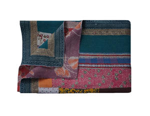Venta al por mayor Reversible Kantha Throw Vintage Étnico Patchwork Kantha Edredón - Product Image 1