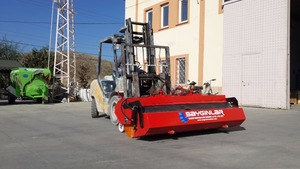 <b>Forklift</b> Mounted Road Sweeper With Bucket Street Sweeper <b>Attachments</b> - Product Image 2