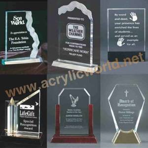 Trophée acrylique personnalisé et bloc trophée de récompenses - Product Image 3