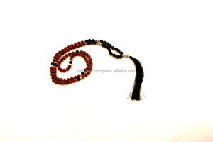 Estilo bohemio Rudraksha Black Onyx Gemstone 108 Beads Mala Collar Borla de seda anudada para regalos Fiestas Símbolo budista - Product Image 5