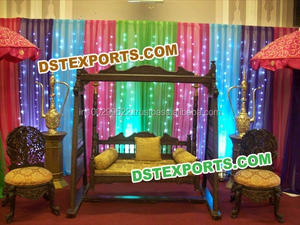 Sofá de Boda Antiguo Sankheda de Dos Plazas, Negro y Dorado Real, Último Modelo de Muebles de Escenario Tallados a Mano para Bodas - Product Image 2