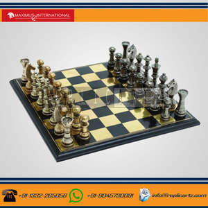 Juego de Ajedrez Dorado de 11 Pulgadas con Tablero de Madera, Juego de Mesa Clásico de Estrategia para Interiores, Juguete Educativo para Niños y Adultos, Decoración del Hogar - Product Image 2