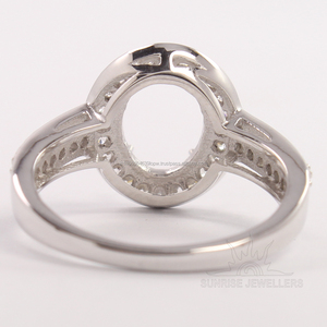 แหวนเงินแท้ 925 ทรงวงรี 8x10 มม. แบบคลาสสิกสำหรับงานแต่งงาน  ใส่พลอย CZ ได้ทุกขนาด เหมาะสำหรับทุกเพศ - Product Image 4