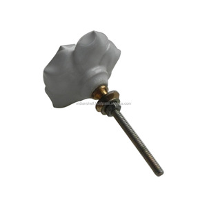 ลูกบิดตู้ลิ้นชักสีขาวสำหรับเด็กทำด้วยมือลูกบิดรูปกุหลาบประตูดึงอุปกรณ์ตกแต่งห้องน้ำใน FCK-18จำนวนมาก - Product Image 2