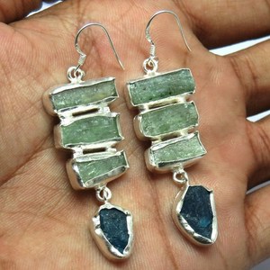 Pendientes de Plata de Ley 925 con Apatita Azul Neón y Prehnita, Estilo Bohemio, Certificados por Terceros - Product Image 5