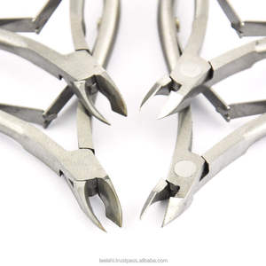 Nouveauté 2026 : Coupe-ongles professionnel en acier inoxydable, pince à cuticules incurvée pour les ongles des orteils, outils de manucure et de soin personnel 2026 - Product Image 2