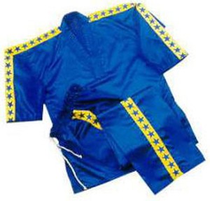 Uniforme de boxeo kick boxing, camiseta de pantalón con estrellas y logotipo personalizado, color negro - Product Image 2